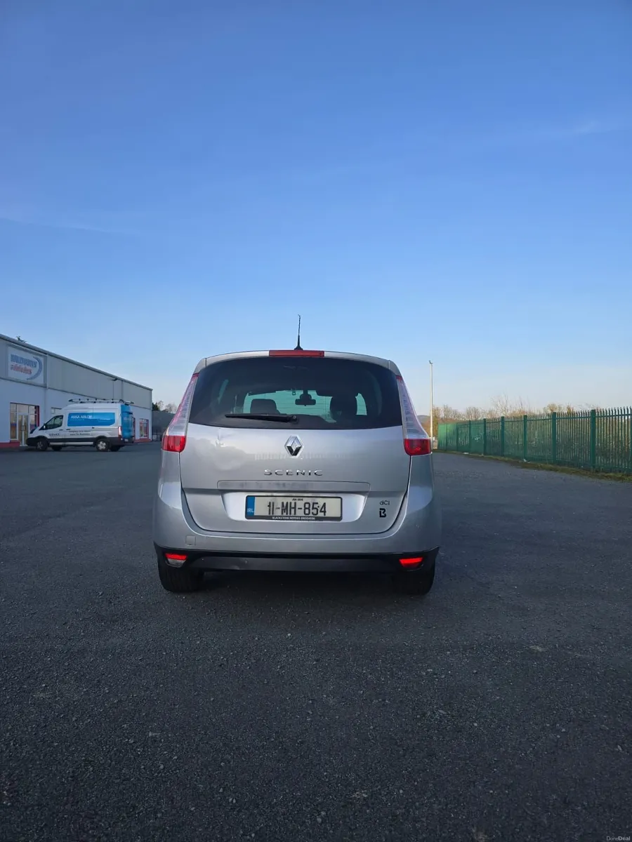 Renault Grand Scenic 2011 - Image 4