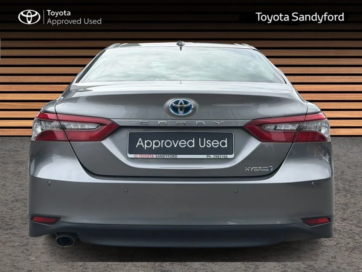 Toyota Camry HYBRID PLATINUM EDITION AUTO // FULL - Image 4