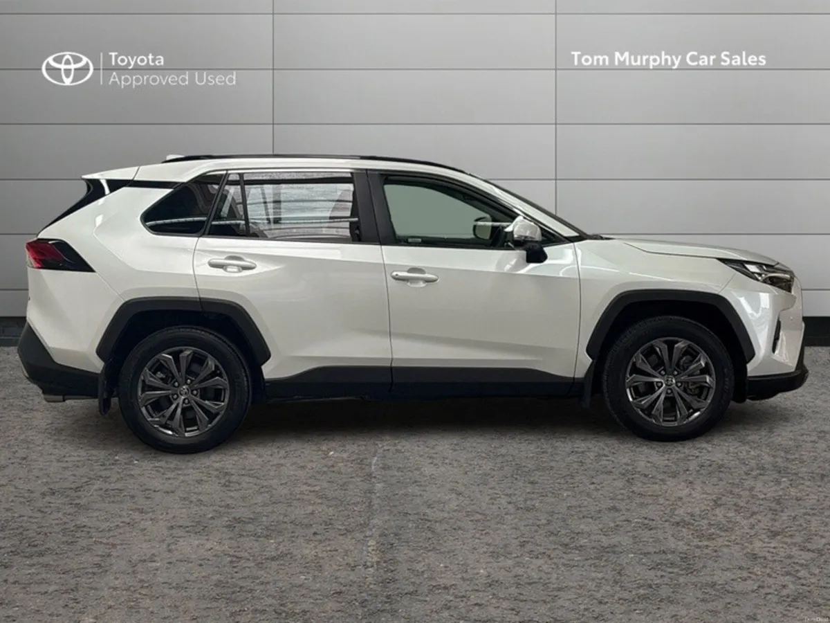Toyota RAV4 PLATINUM HYBRID - TOP SPEC - LOW MILEA - Image 3