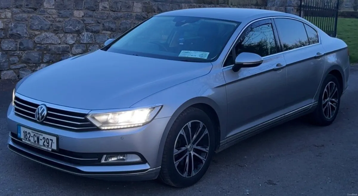 Volkswagen Passat - Image 1
