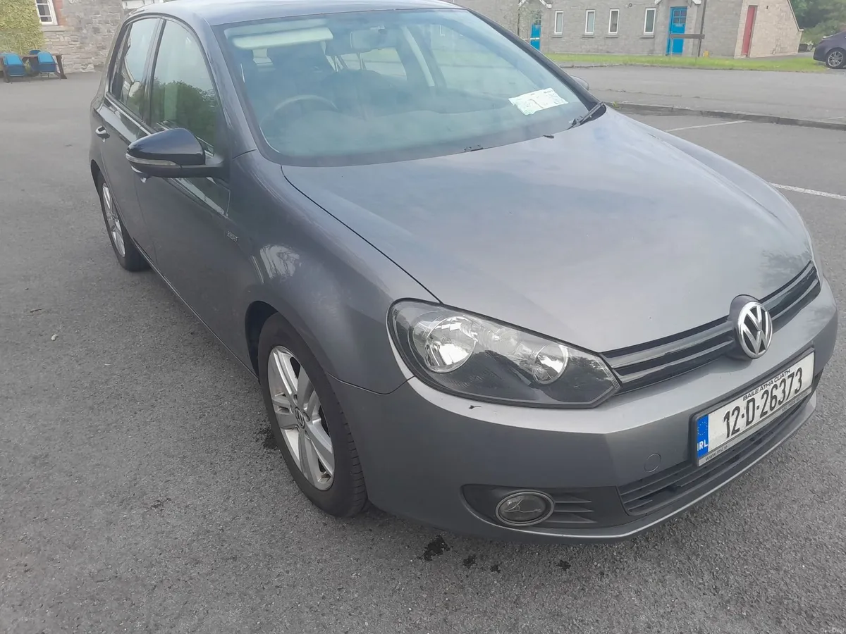 2012 Volkswagen Golf  1,6 diesel  nct 09/26 \€2500 - Image 1