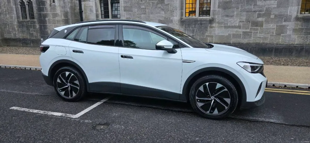2023 VW ID.4 - Image 3