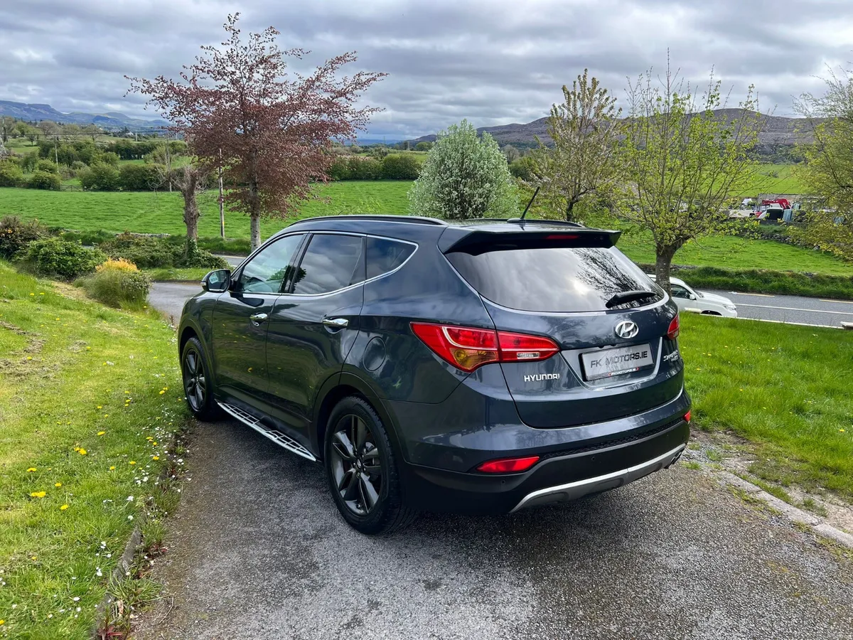 Hyundai Santa Fe 2014 7 seater - Image 2