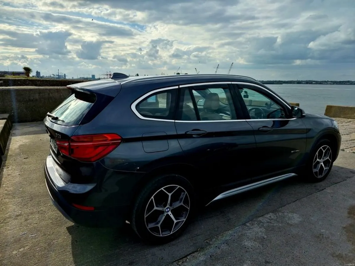 2018 BMW X1 sDrive18d - Image 4