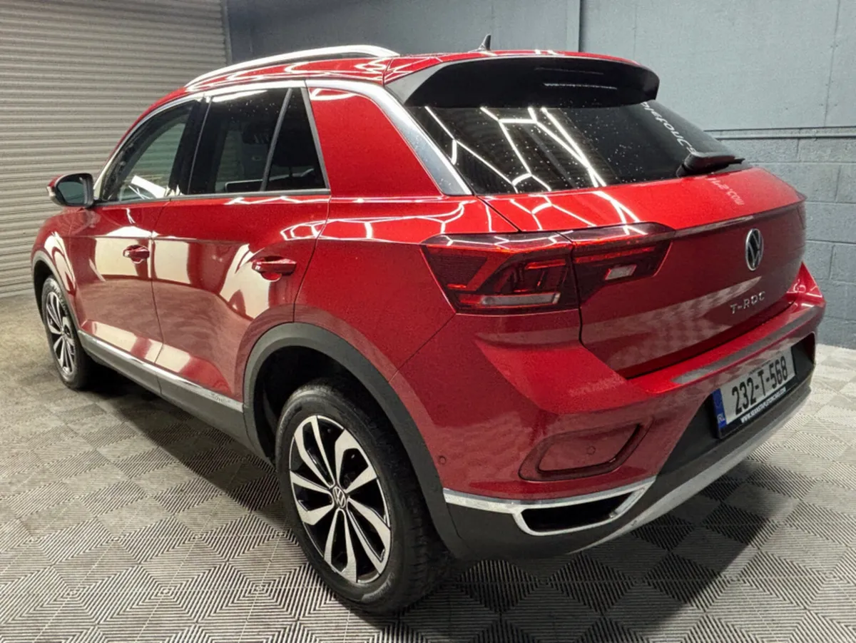 Volkswagen T-Roc STYLE 2.0 TDI MANUAL 6SPEED FWD 1 - Image 2