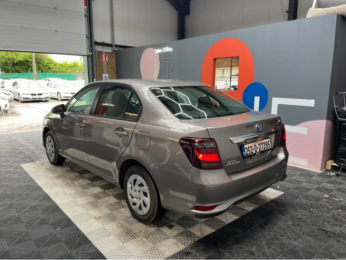 Toyota Corolla €25950 2025 TOYOTA COROLLA 1.5 AUTO - Image 4