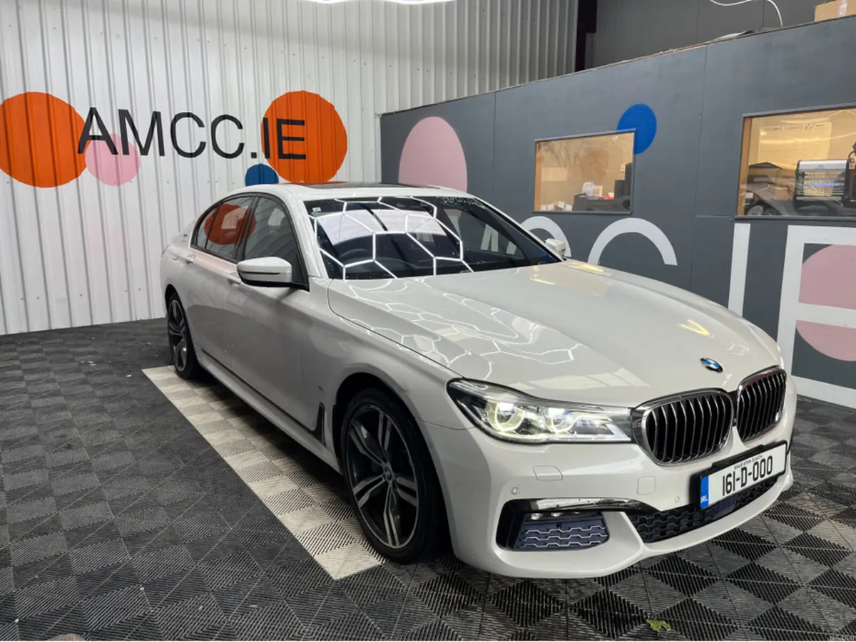 BMW 7-Series 2016 BMW 740E 2.0 AUTOMATIC / CRUISE - Image 1