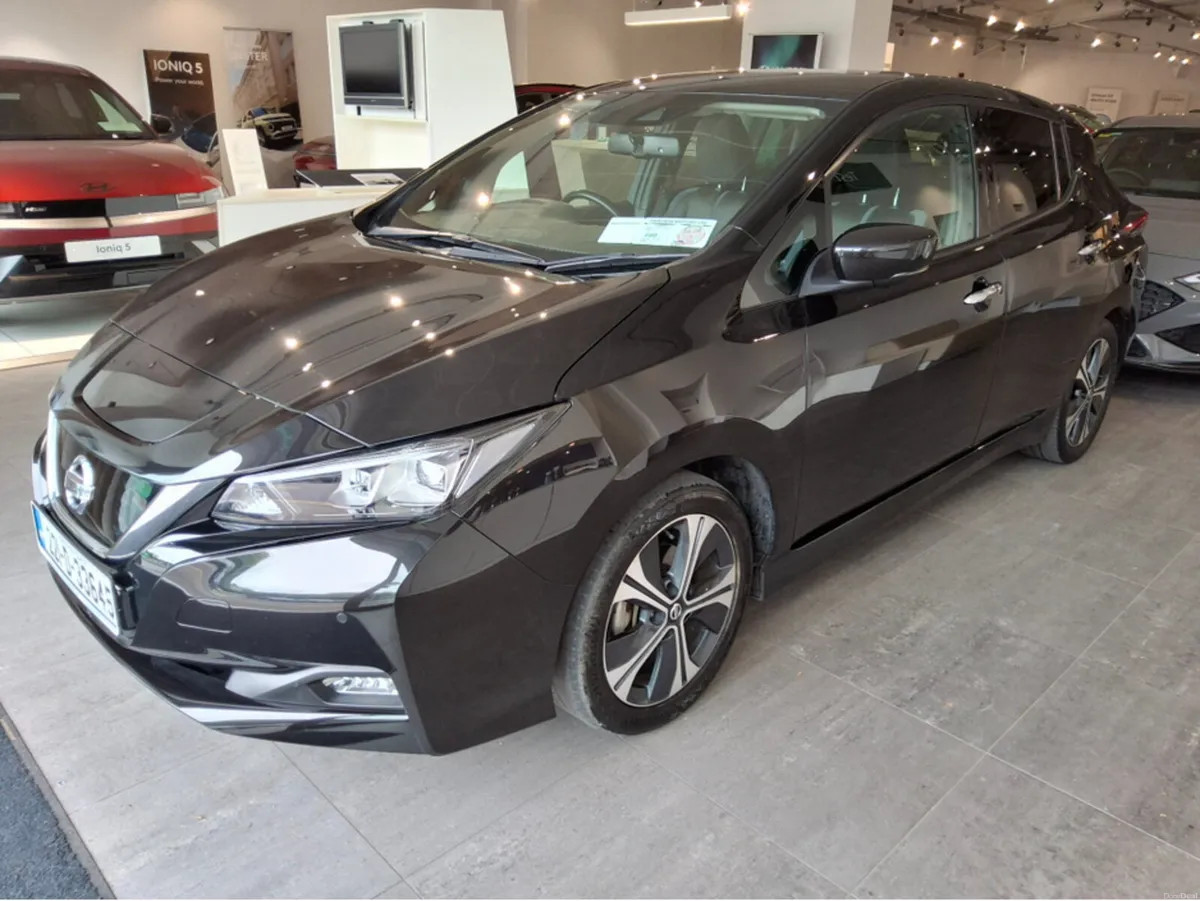 Nissan Leaf TEKNA ** Top Spec ** - Image 3