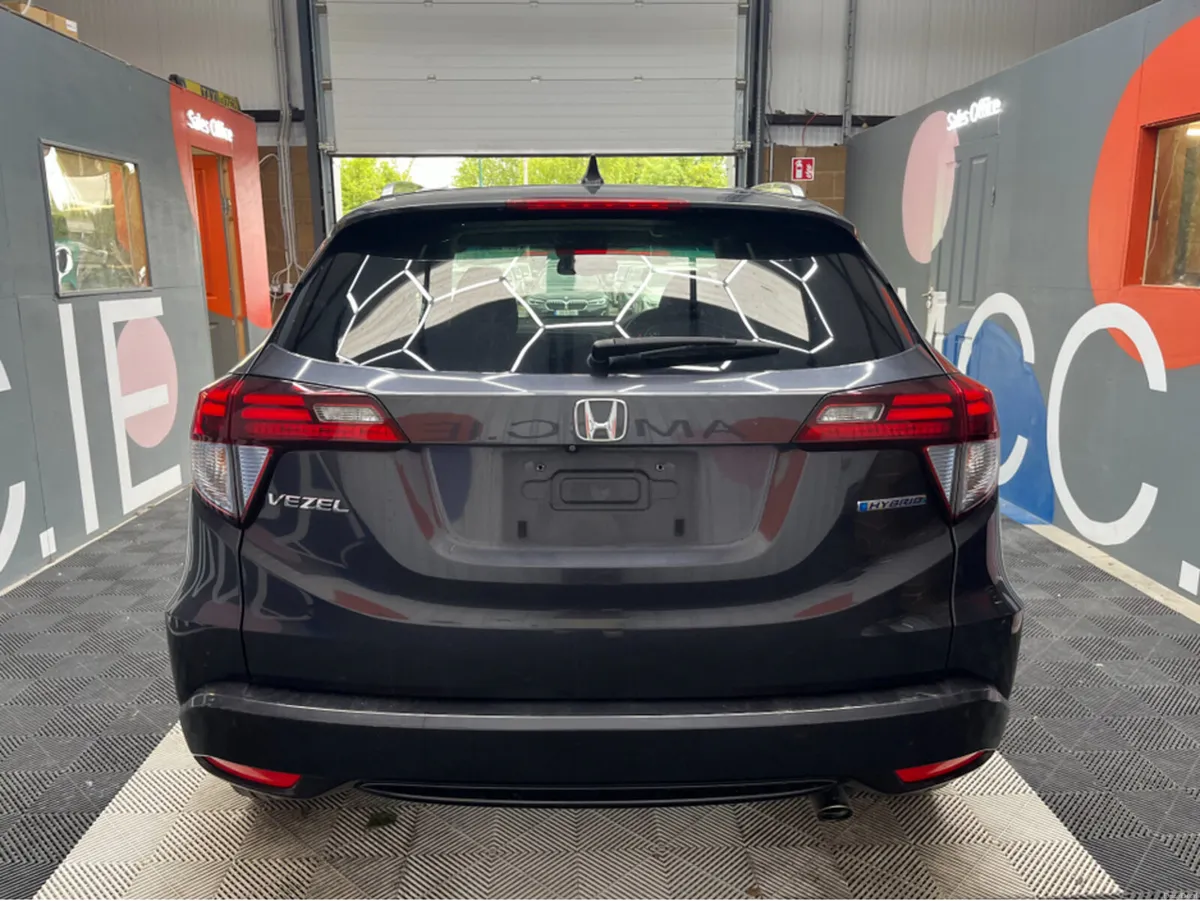 Honda Vezel 2018 HONDA VEZEL 1.5 AUTOMATIC / CRUIS - Image 3