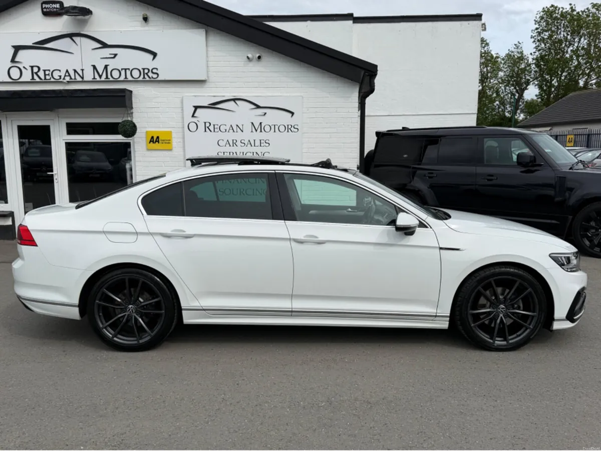 Volkswagen Passat 2.0 TDI 150 BHP R-LINE - Image 2