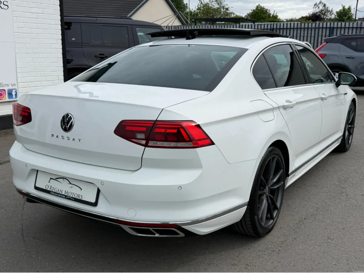 Volkswagen Passat 2.0 TDI 150 BHP R-LINE - Image 4