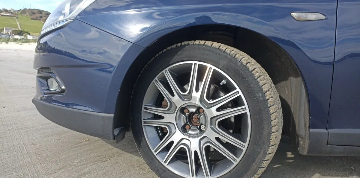 Chrysler Delta 2011 - Image 3