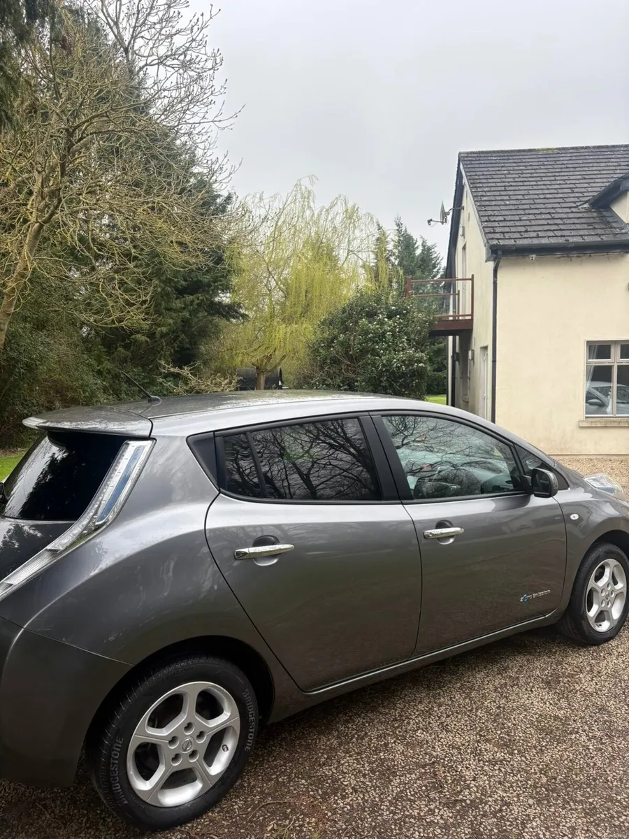 Nissan Leaf 2015 (Low mileage 11/12 battery health - Image 4