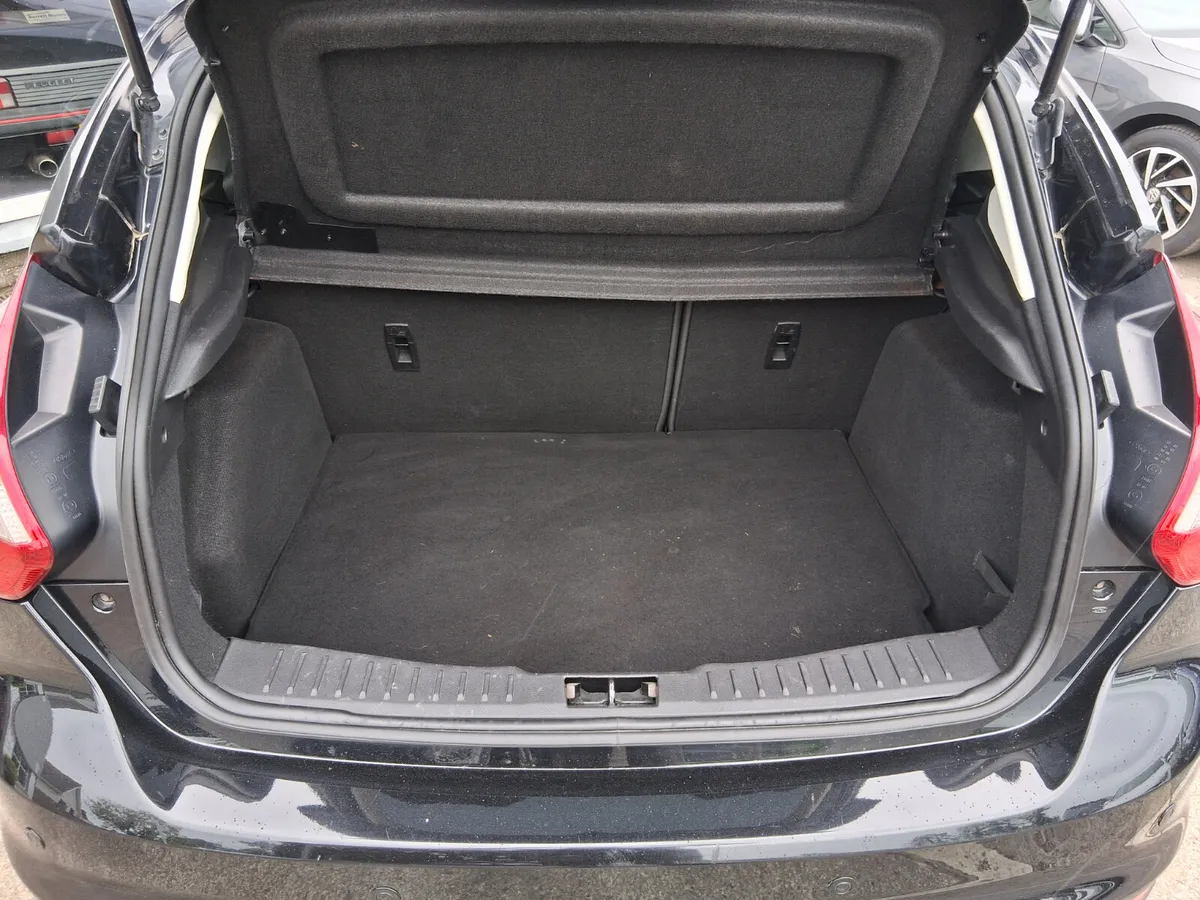 Ford Focus 2014 - Image 4