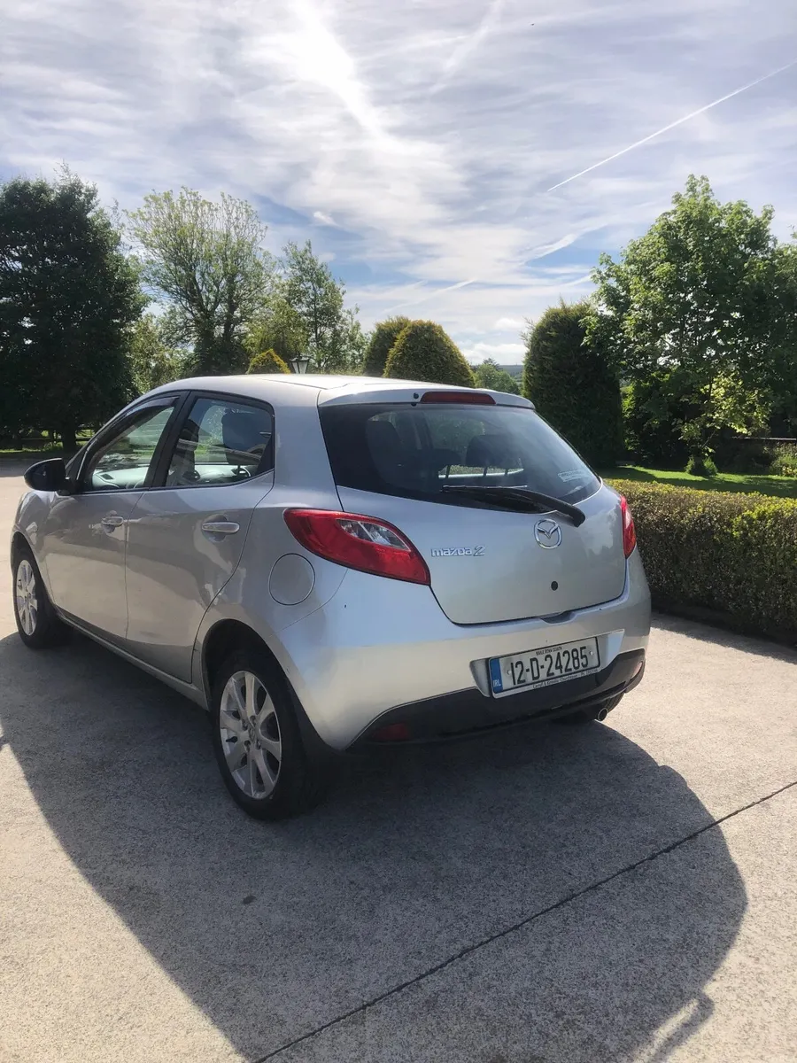Mazda2 2012 - Image 3