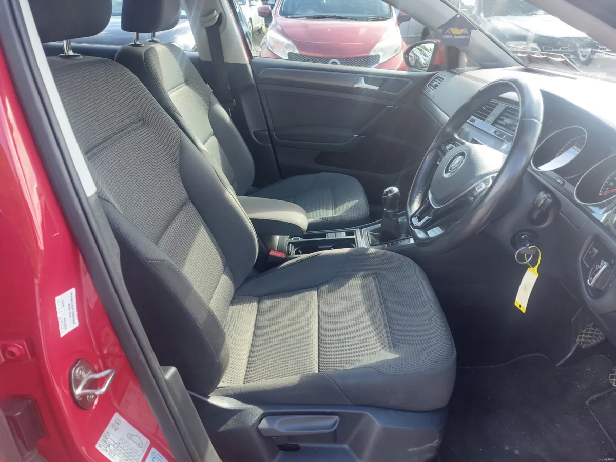 Volkswagen Golf 2017 - Image 2