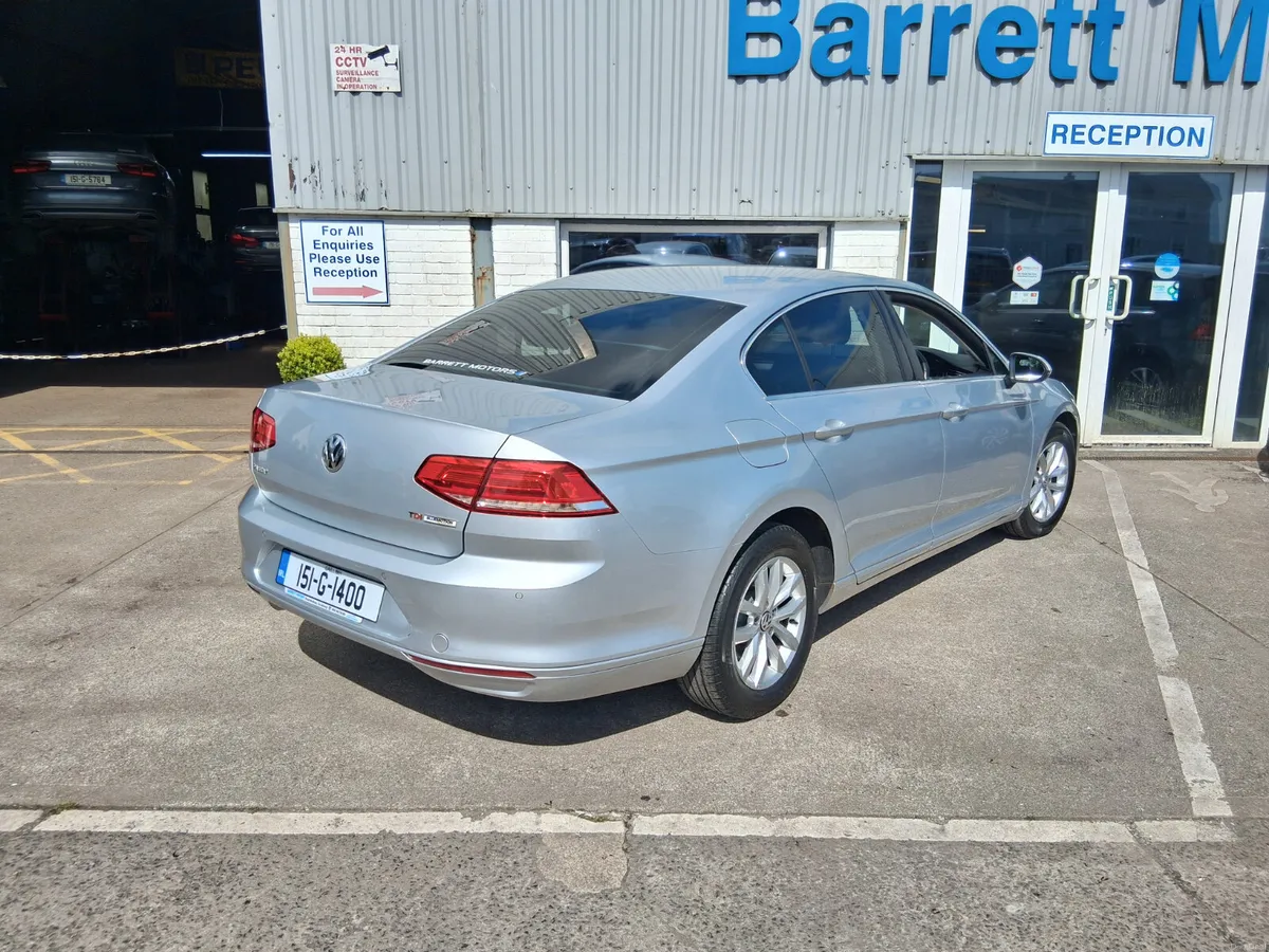 Volkswagen Passat 2015 - Image 4