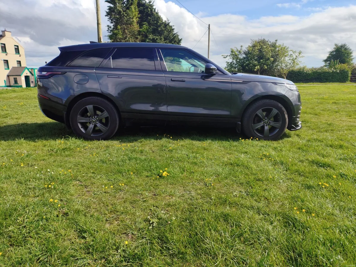 2019 Range Rover Velar R-Dynamic - Image 2