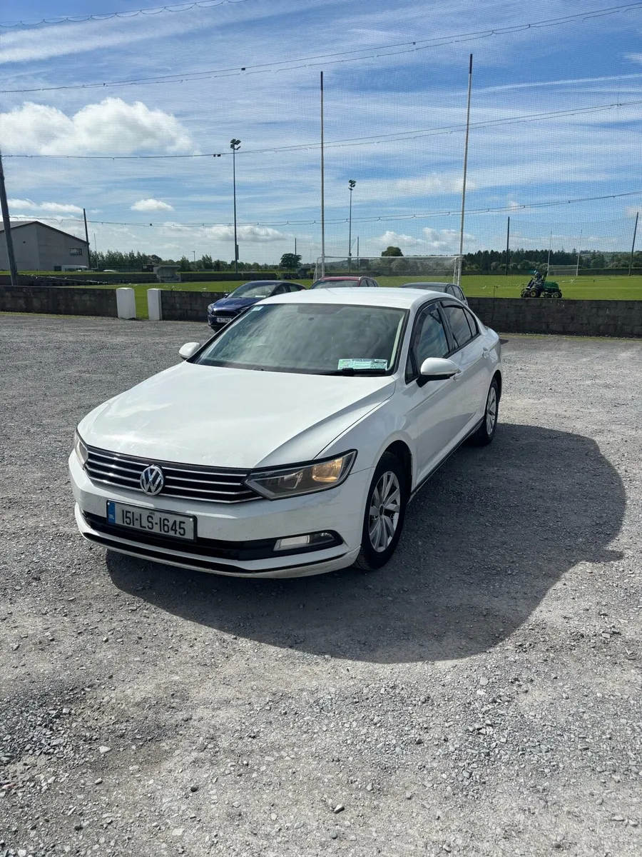 2015 Volkswagen Passat - Image 6