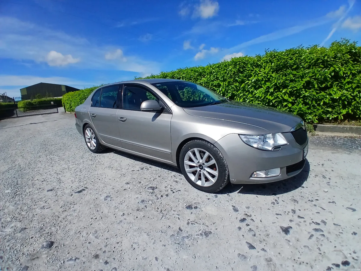 Skoda Superb 2011 nct 02.27 - Image 3