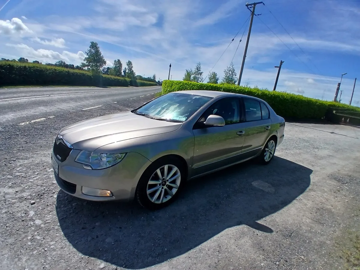Skoda Superb 2011 nct 02.27 tax 05.27 - Image 6