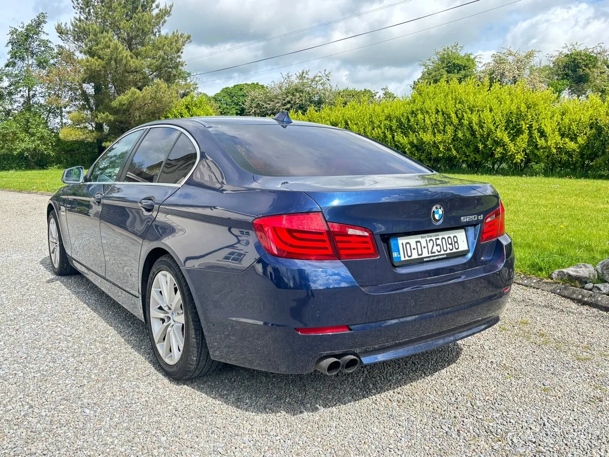 2010 BMW f10 520d manual - Image 4