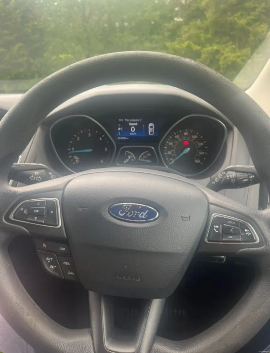 Ford Focus 2017 1.5 TDCI Style Econetic - Image 5