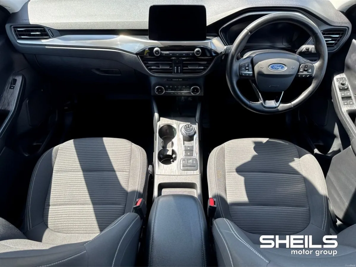 Ford Kuga 2.5 Duratec 225PS PHEV Titanium Auto - Image 3