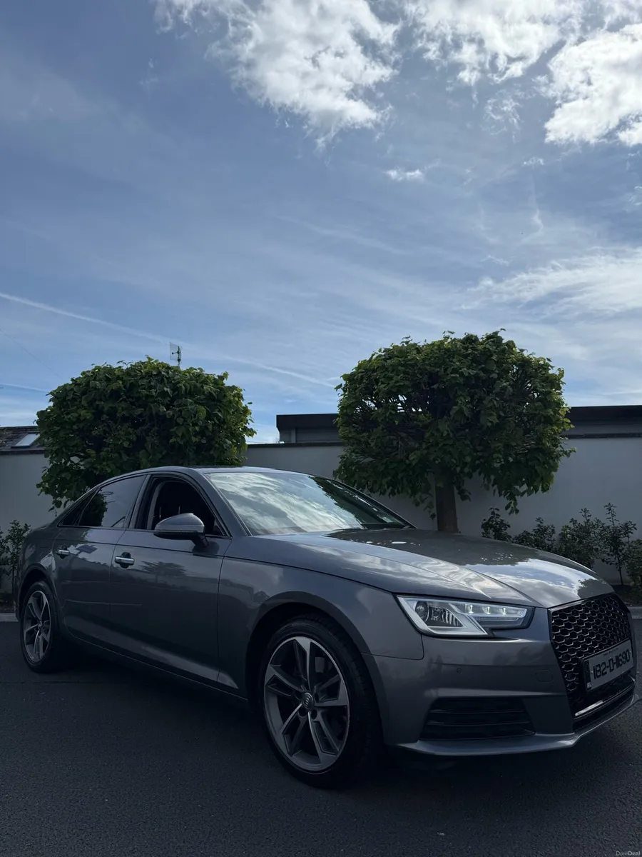 Audi A4 2018 - Image 2