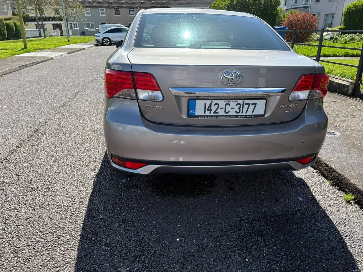 Toyota Avensis 2014 - Image 4