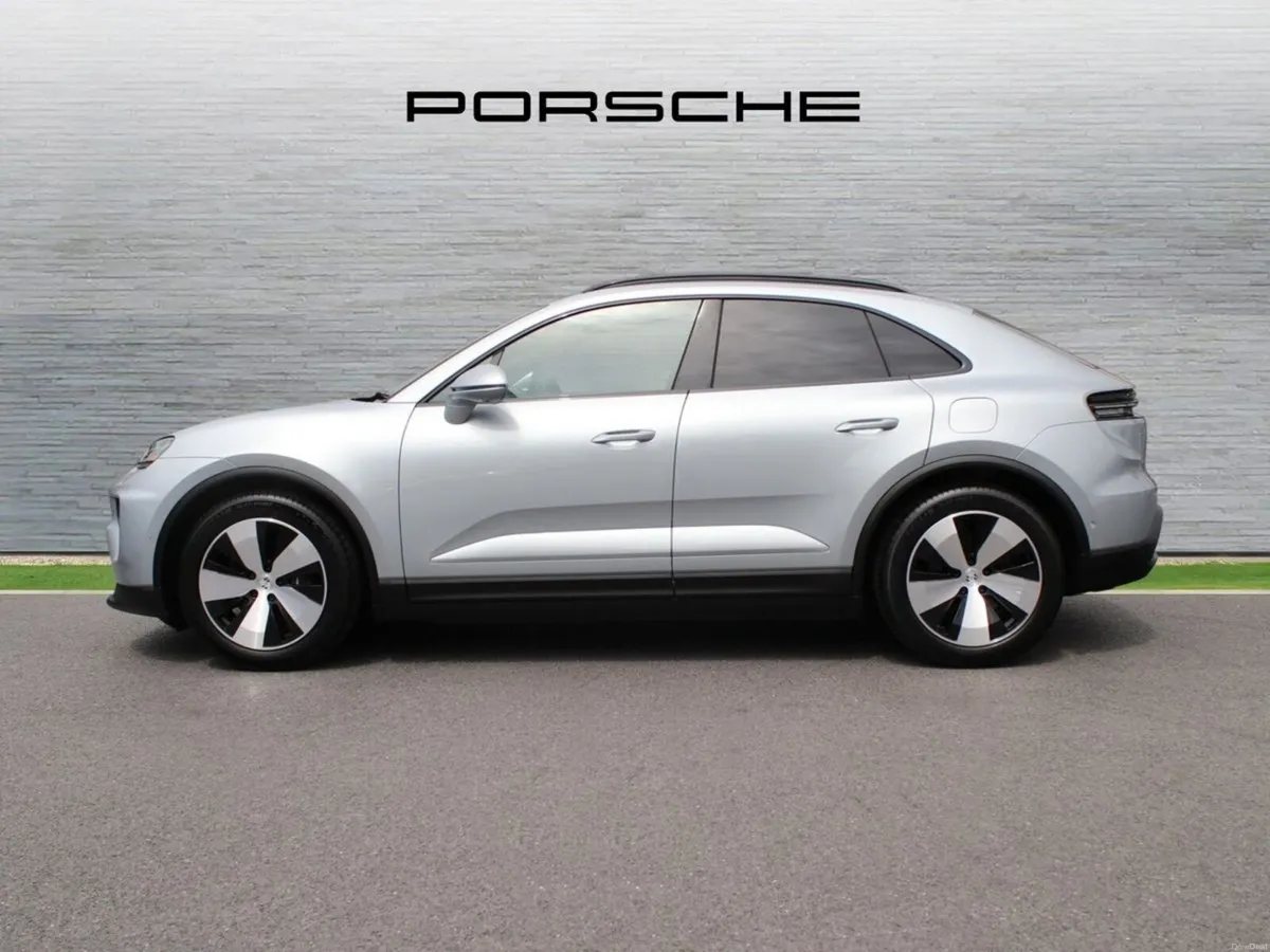 Porsche Macan Electric - Image 3