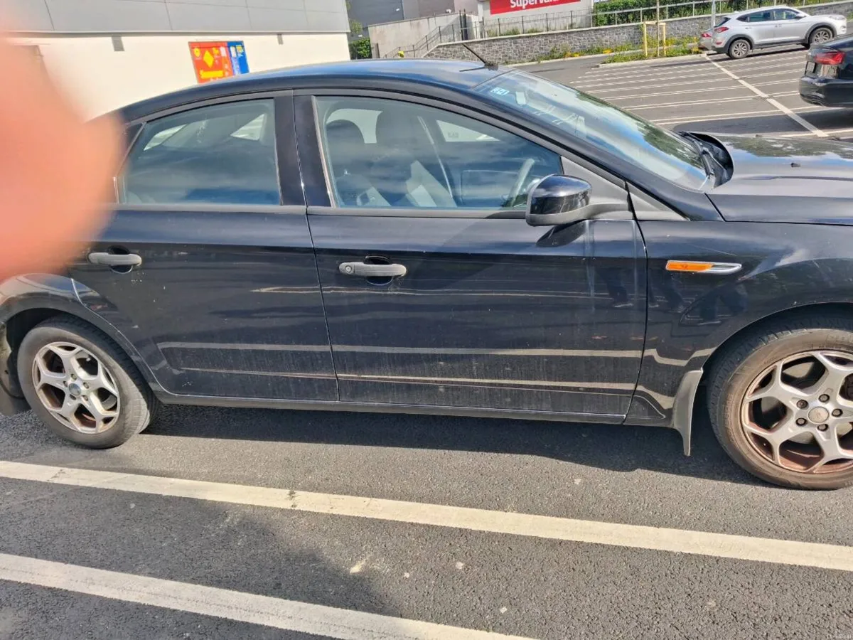 Car - Image 4
