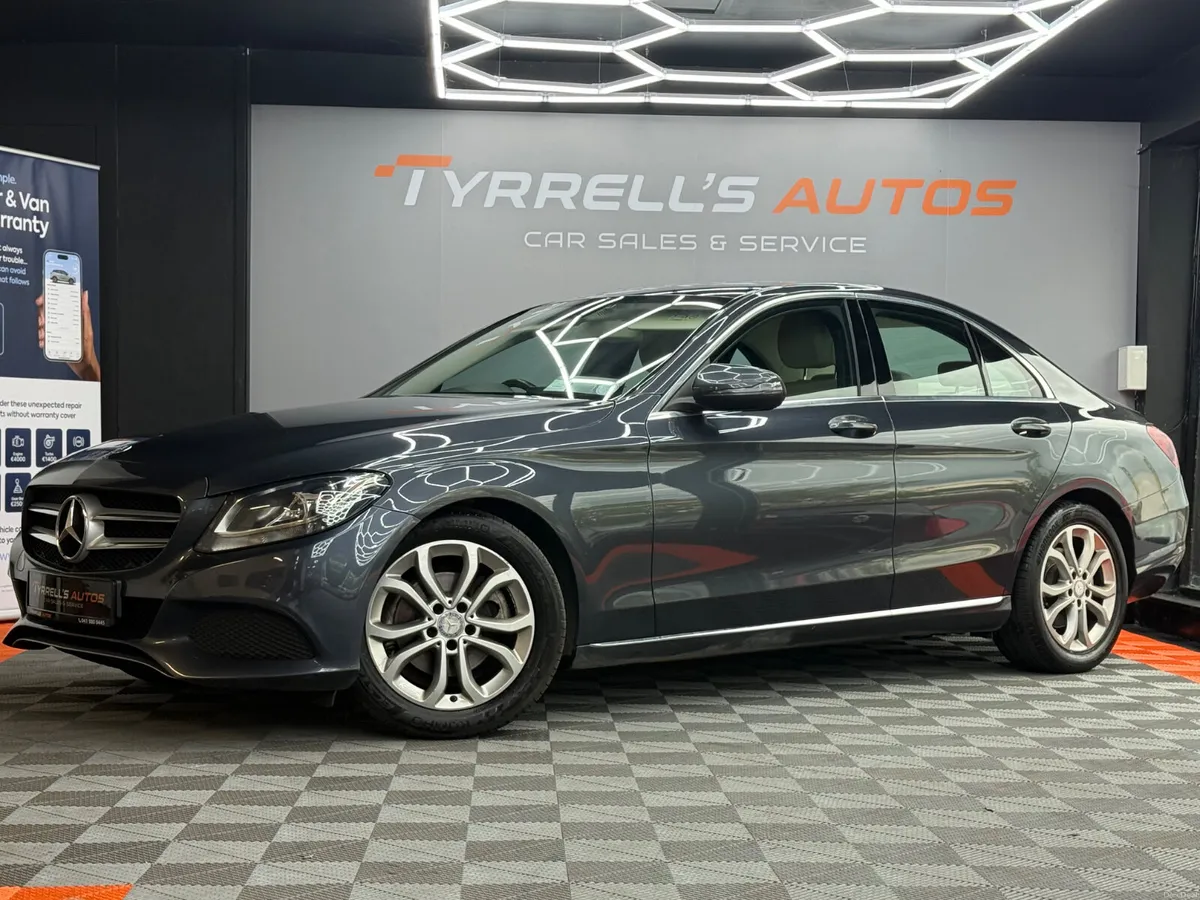 Mercedes-Benz C-Class Automatic "LOW KMS" 2017 - Image 4