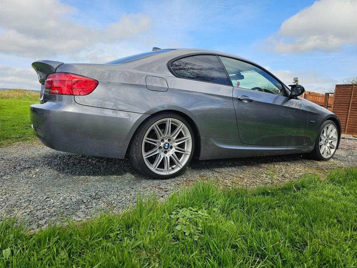 BMW 3-Series 2011 Auto M-Sport - Image 2