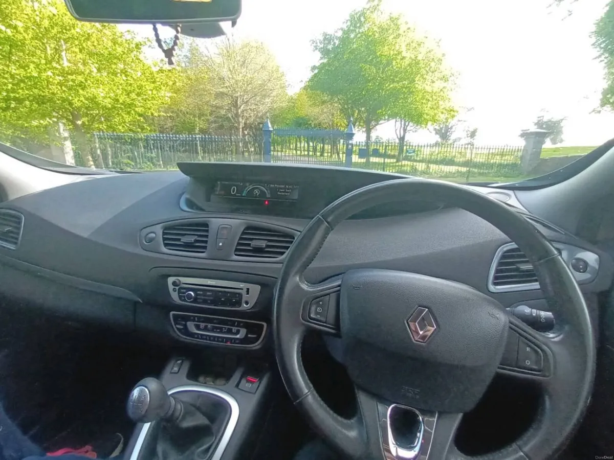 Renault Grand Scenic Limited Edition 1.5 Diesel - Image 5