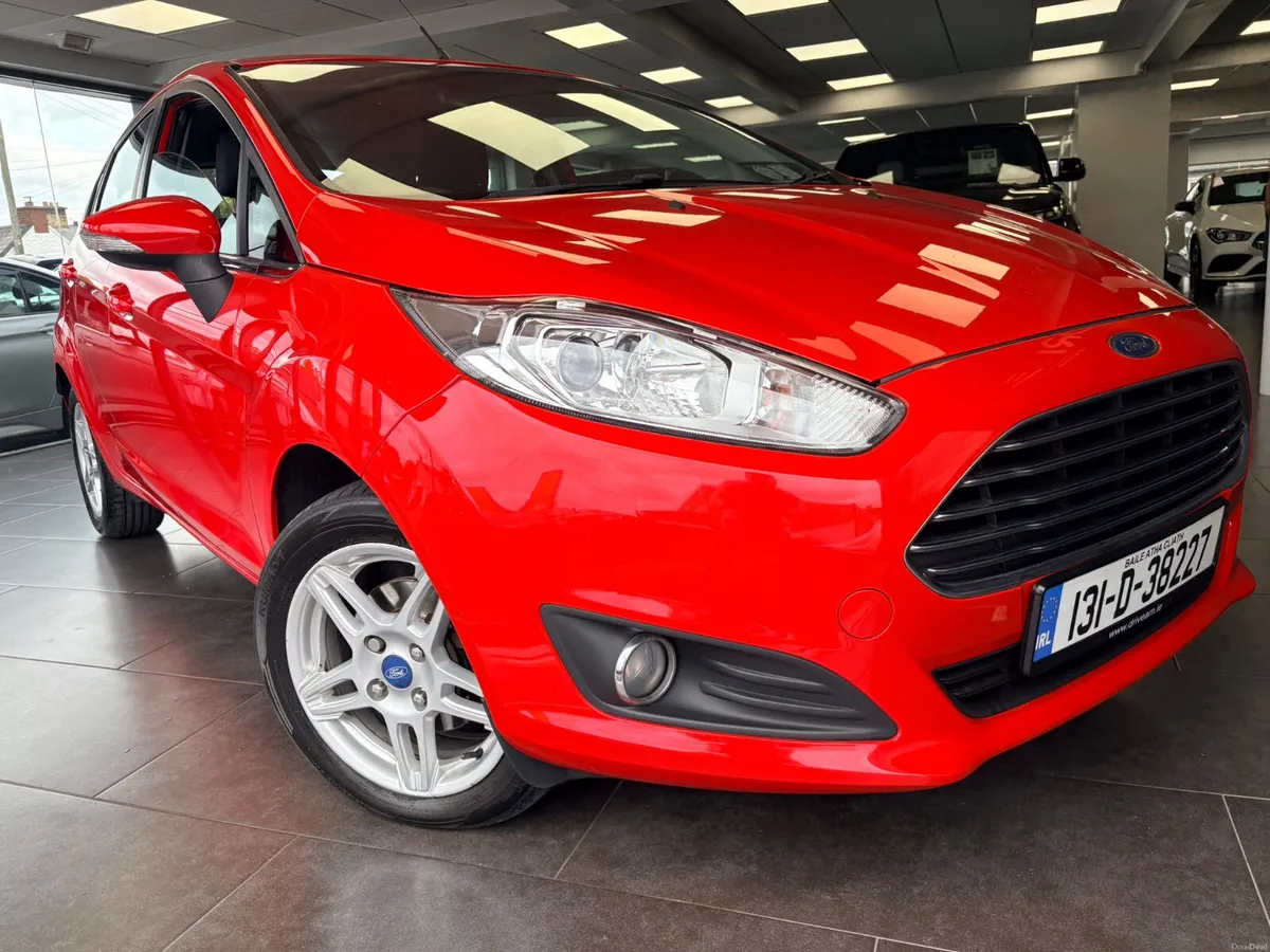 Ford Fiesta 2013 - Image 2