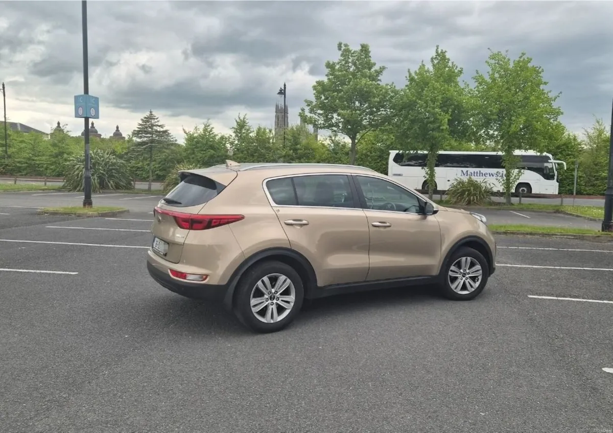 Kia Sportage 2016 - Image 2