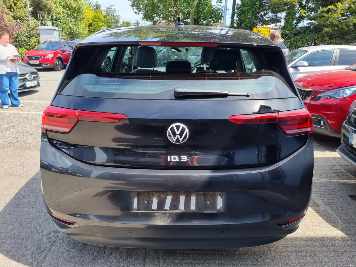 2023 VOLKSWAGEN ID3 LIFE Pro Performance 58 Kwh - Image 5