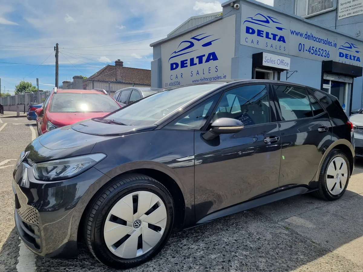 2023 VOLKSWAGEN ID3 LIFE Pro Performance 58 Kwh - Image 2