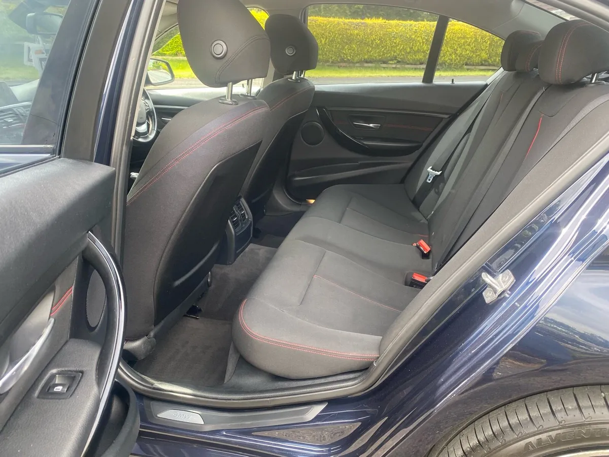 BMW 318d sport - Image 6