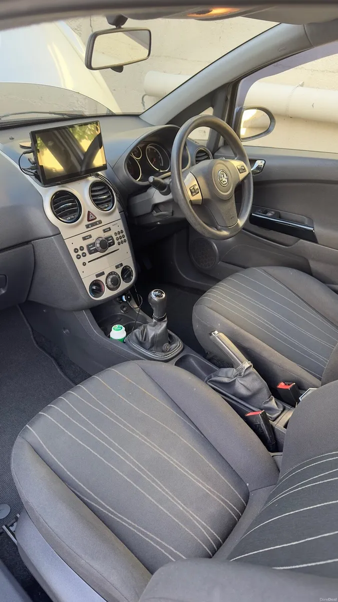 Vauxhall Corsa 2009 - NCT 2027/01 - Image 4