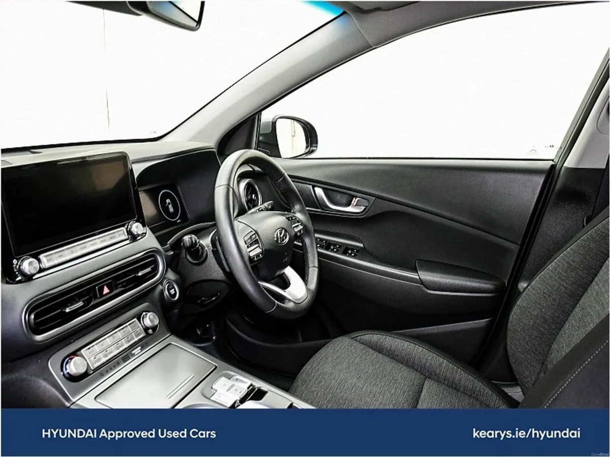 Hyundai KONA Premium EV 64kWh - Image 5