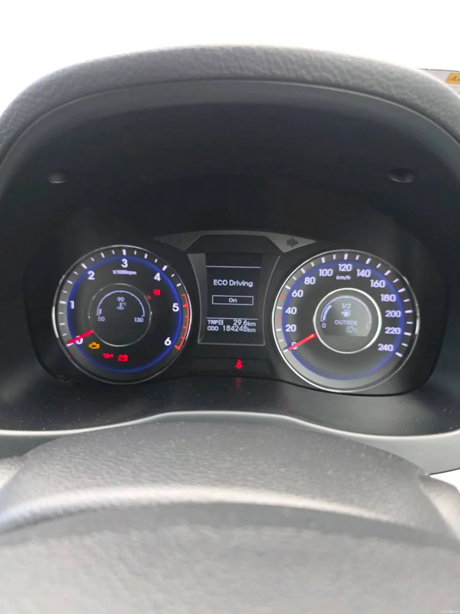 2012 Hyundai i40 Diesel. - Image 3