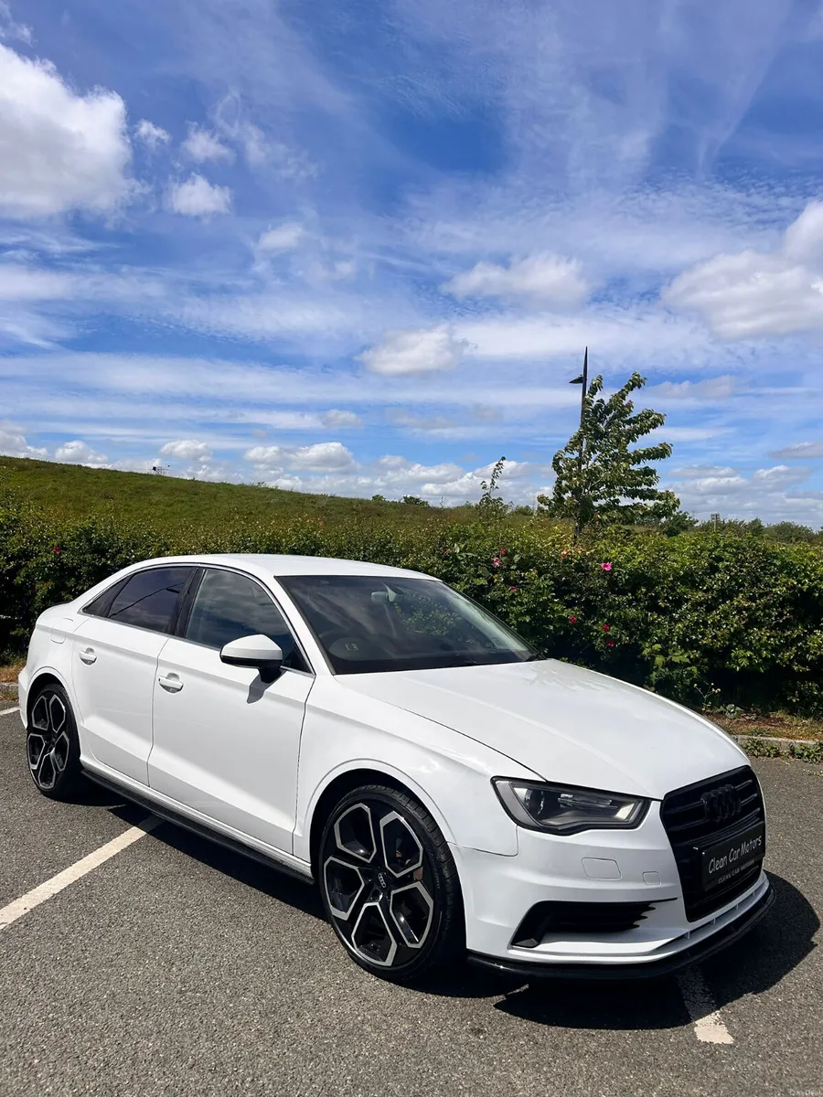 AUDI A3 SALOON 2015 AUTO - Image 4