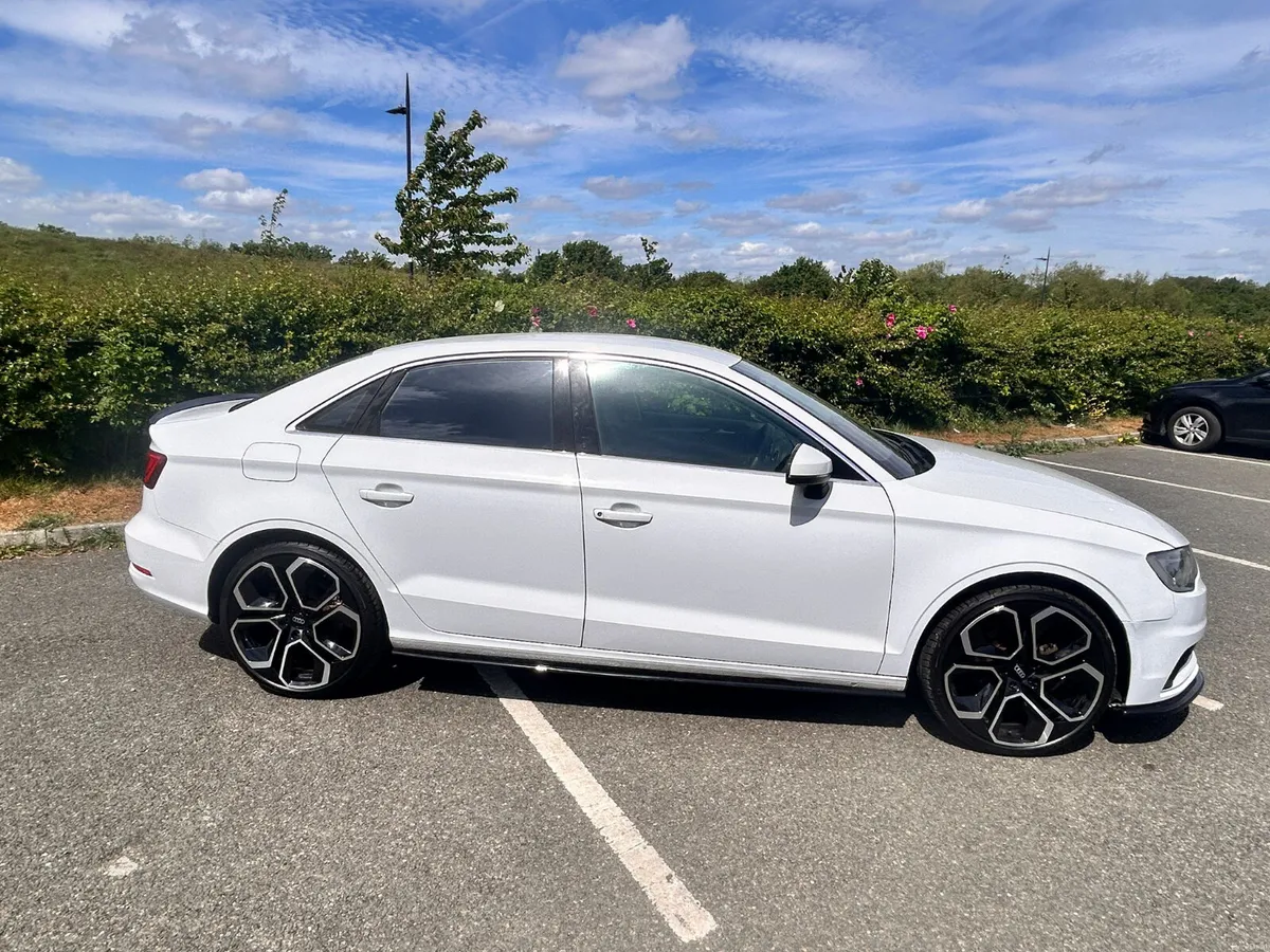 AUDI A3 SALOON 2015 AUTO - Image 6