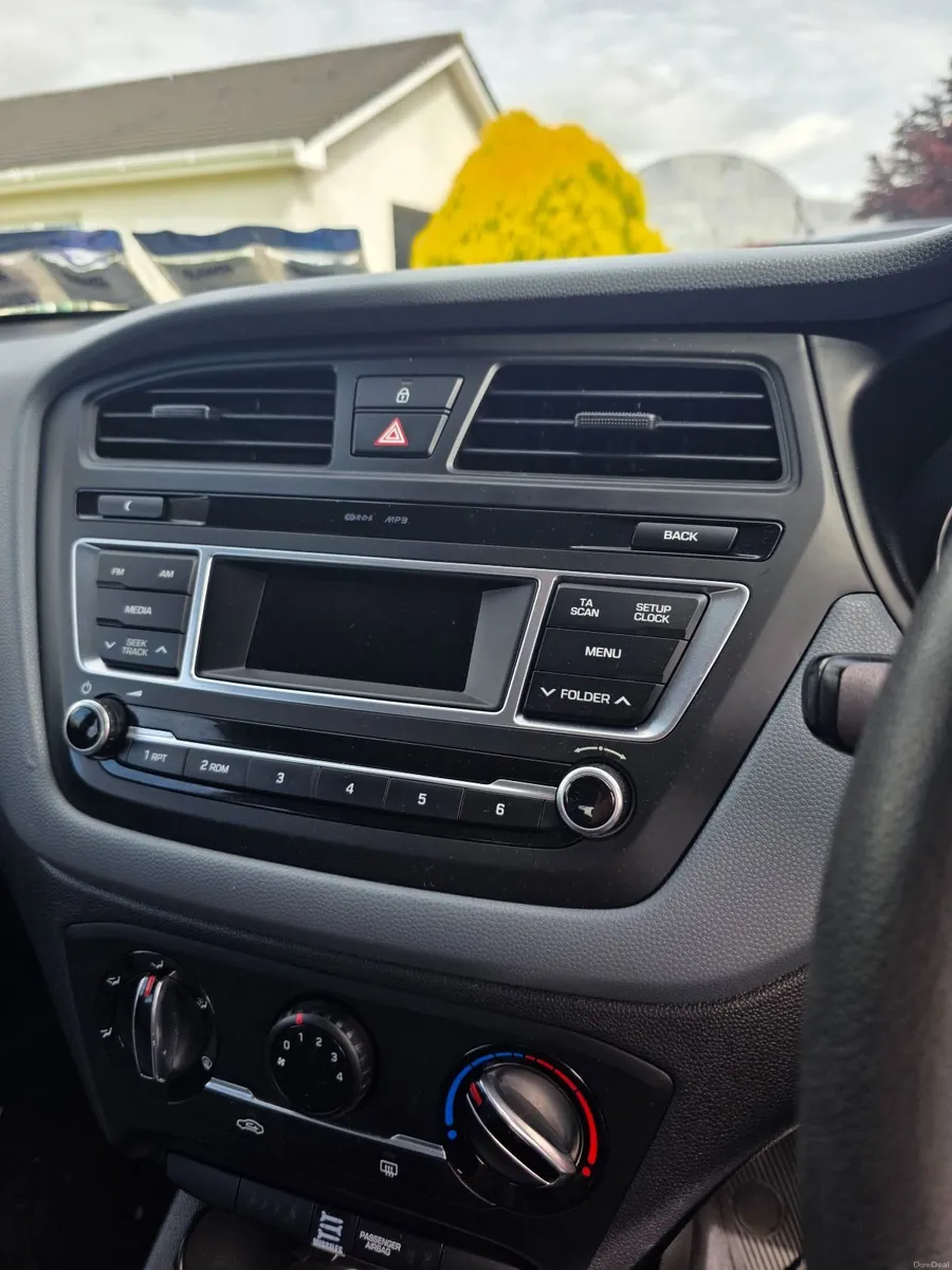 Hyundai i20 2016 - Image 3