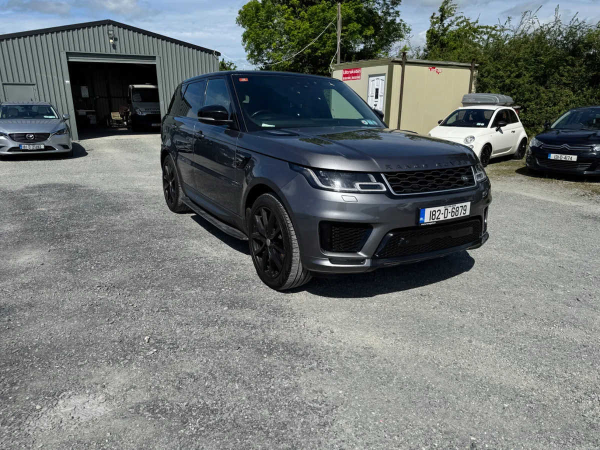 Range Rover Sport 3.0TDV6.2 seat commercial - Image 2