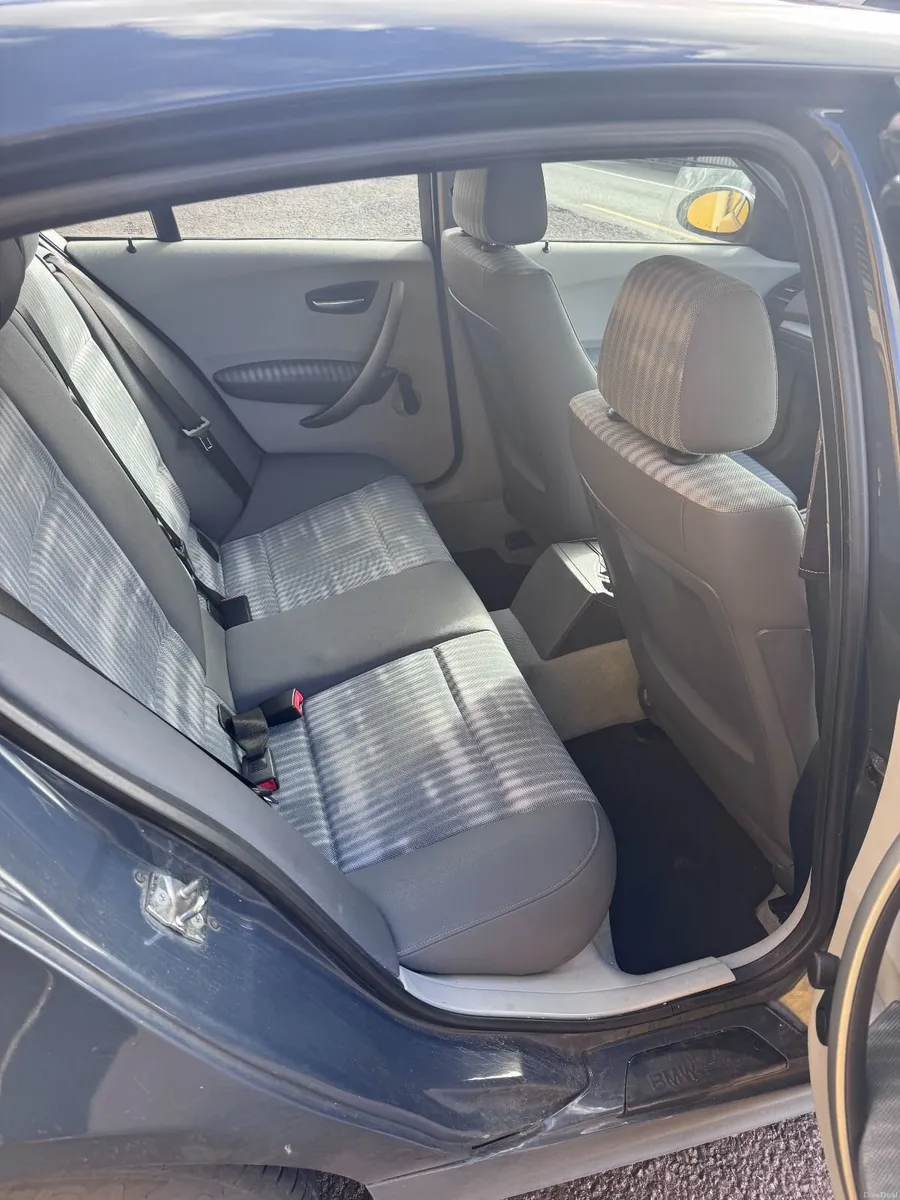 BMW 1-Series 2005 - Image 2