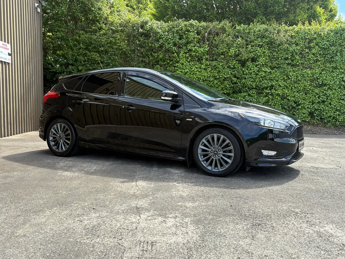 Ford Focus 2018 ST LINE NEW NCT 7/28 TAX 11/26 - Image 3