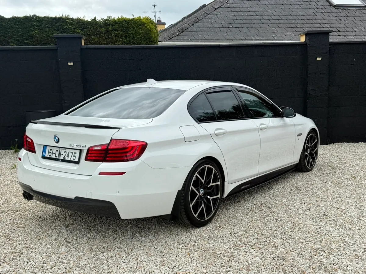 2015 BMW 520D M-Sport - Image 3